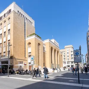 Apartament & Elegant Near The Station, Bari